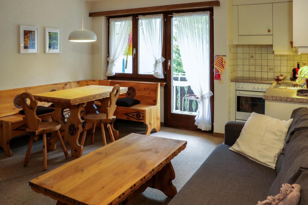 Chesa Dominium Apartment Berguen ภายนอก รูปภาพ