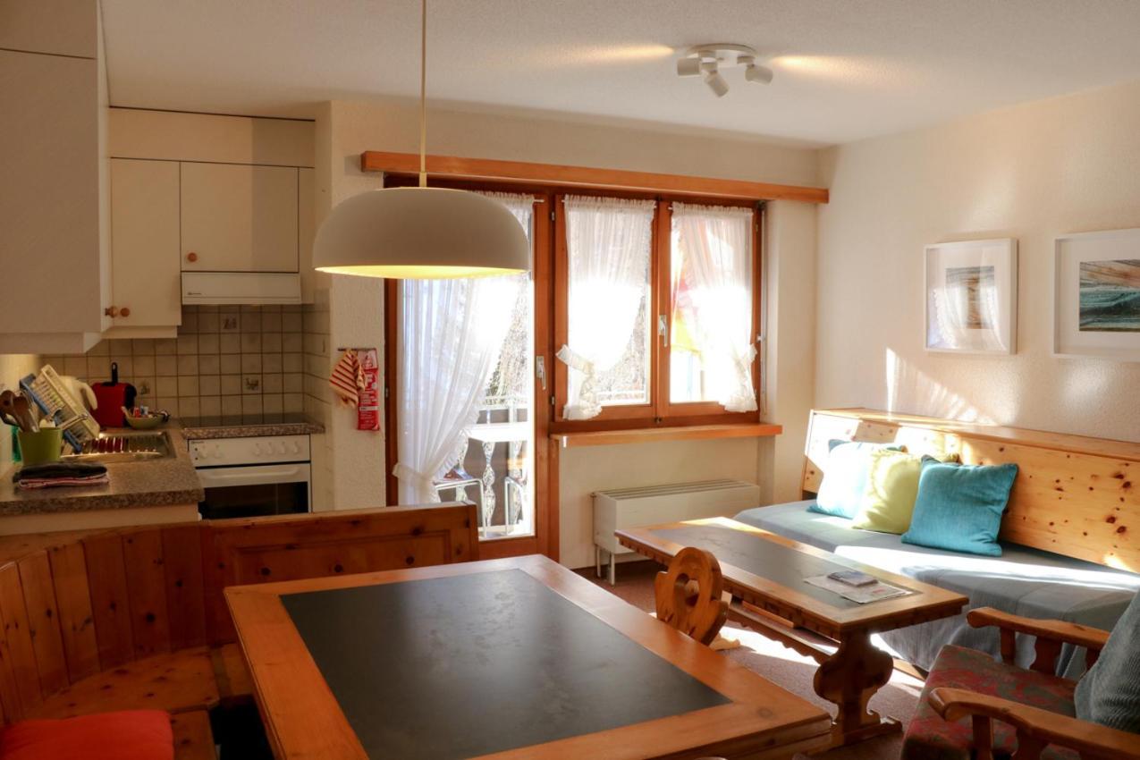 Chesa Dominium Apartment Berguen ภายนอก รูปภาพ