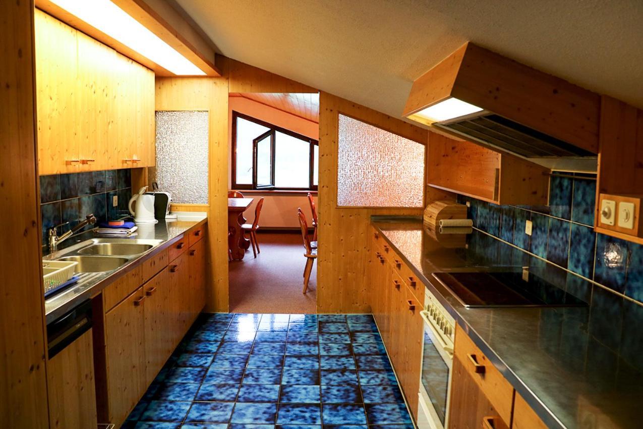 Chesa Dominium Apartment Berguen ภายนอก รูปภาพ